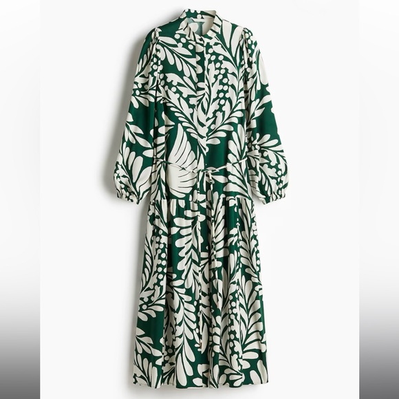 H&M Dresses & Skirts - H&M Green and White Leaf Print Long Sleeve Dress Puff-Sleeve
